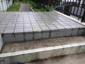 玄関アプローチのタイル交換 本文画像